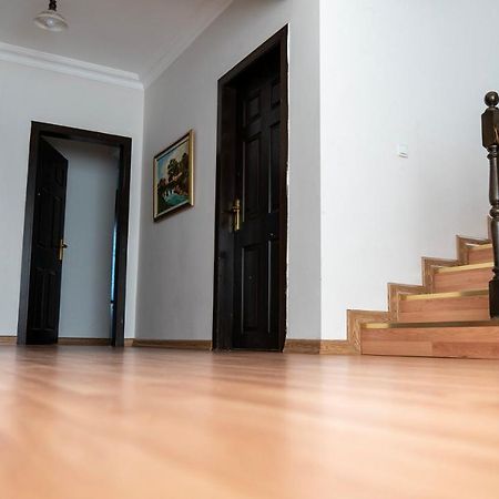 קמר Spacious Villa With Sea And Mountain View מראה חיצוני תמונה