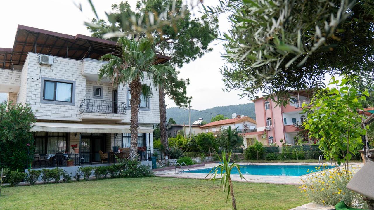 קמר Spacious Villa With Sea And Mountain View מראה חיצוני תמונה