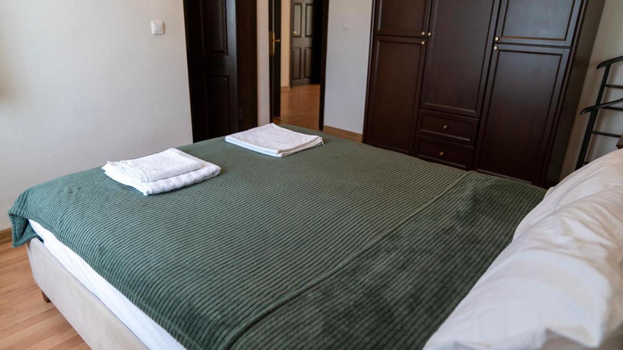 קמר Spacious Villa With Sea And Mountain View מראה חיצוני תמונה
