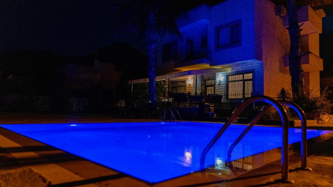 קמר Spacious Villa With Sea And Mountain View מראה חיצוני תמונה