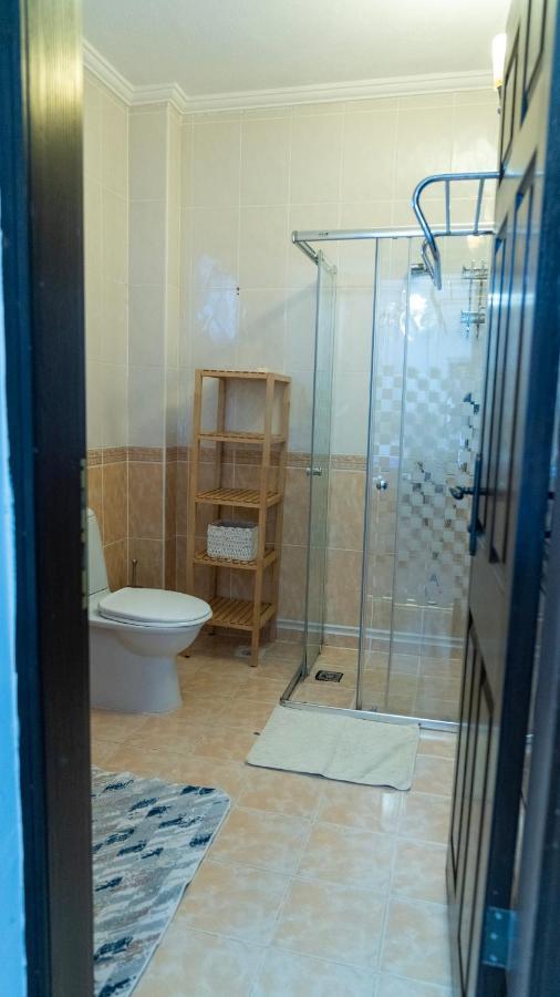 קמר Spacious Villa With Sea And Mountain View מראה חיצוני תמונה