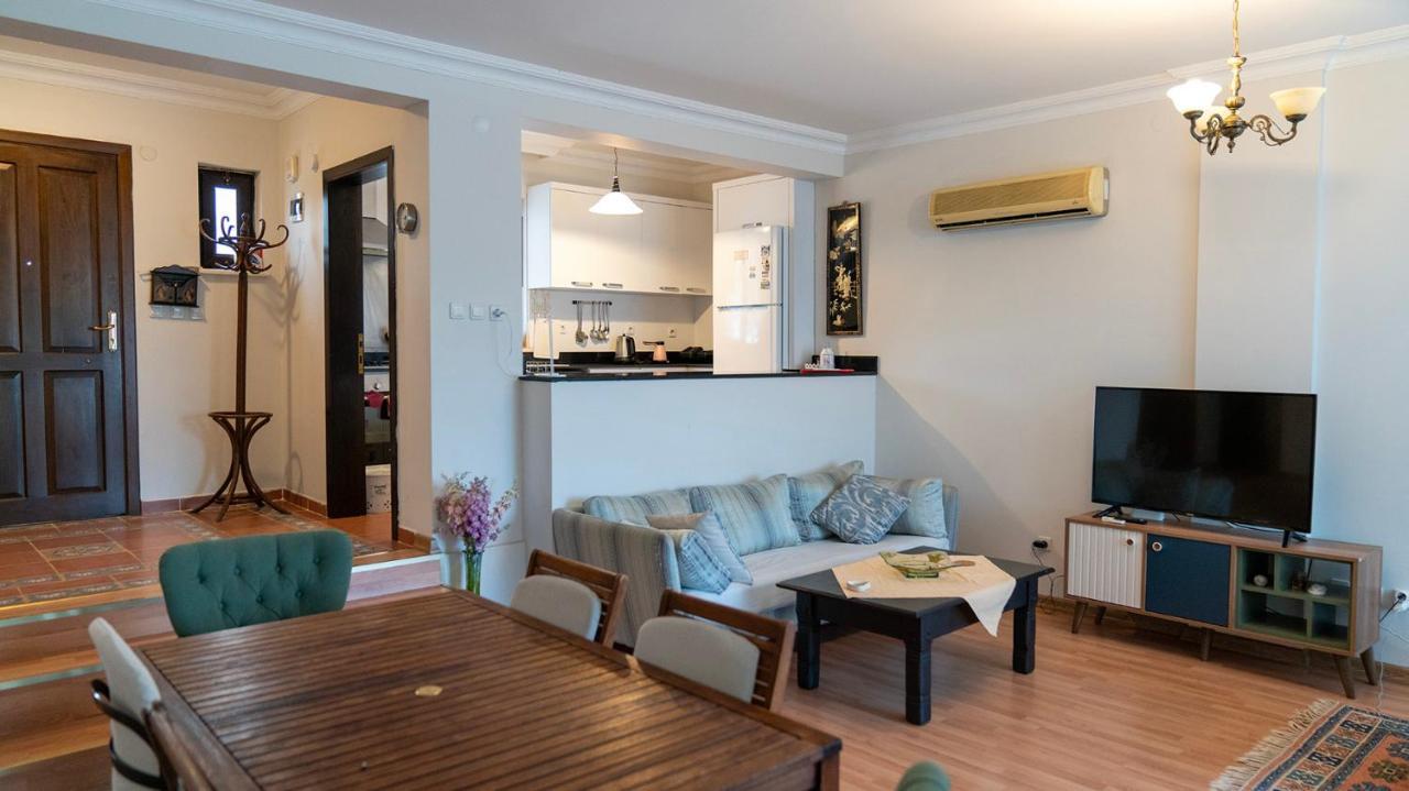 קמר Spacious Villa With Sea And Mountain View מראה חיצוני תמונה