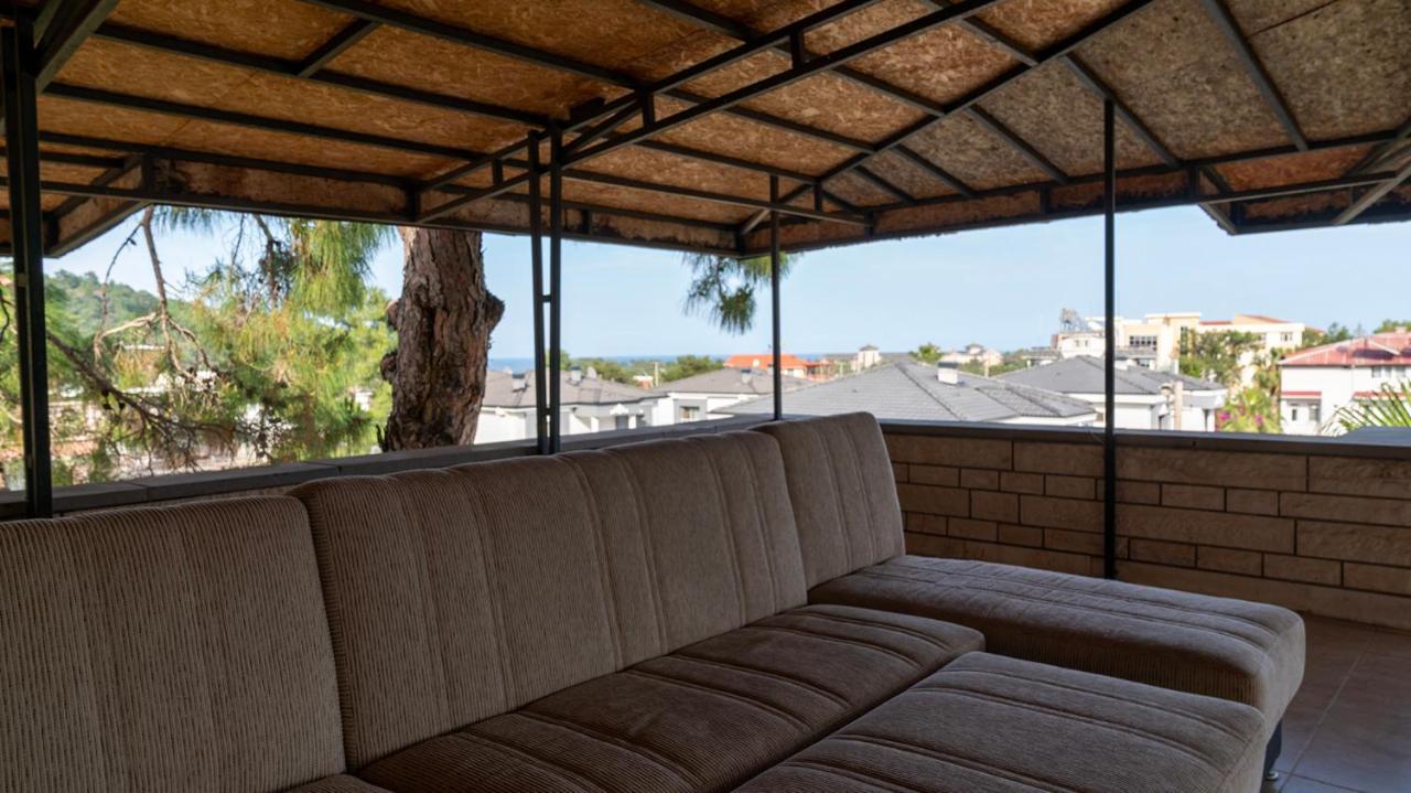 קמר Spacious Villa With Sea And Mountain View מראה חיצוני תמונה