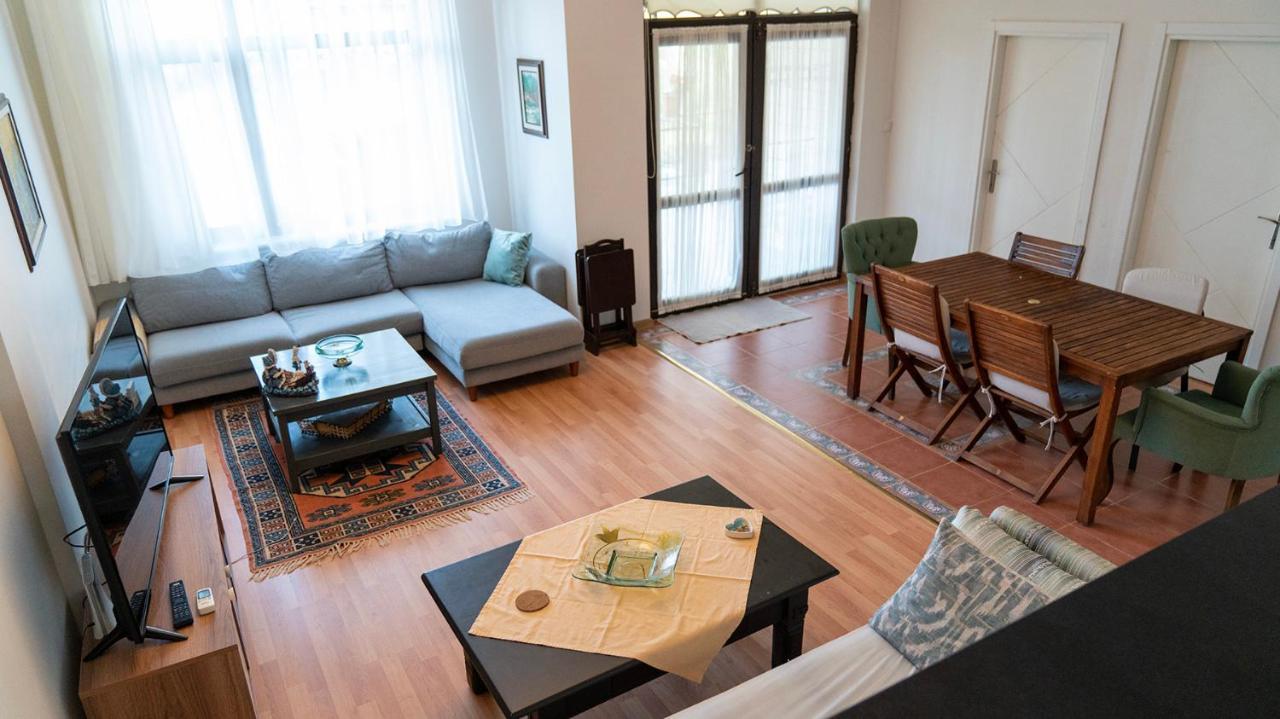 קמר Spacious Villa With Sea And Mountain View מראה חיצוני תמונה