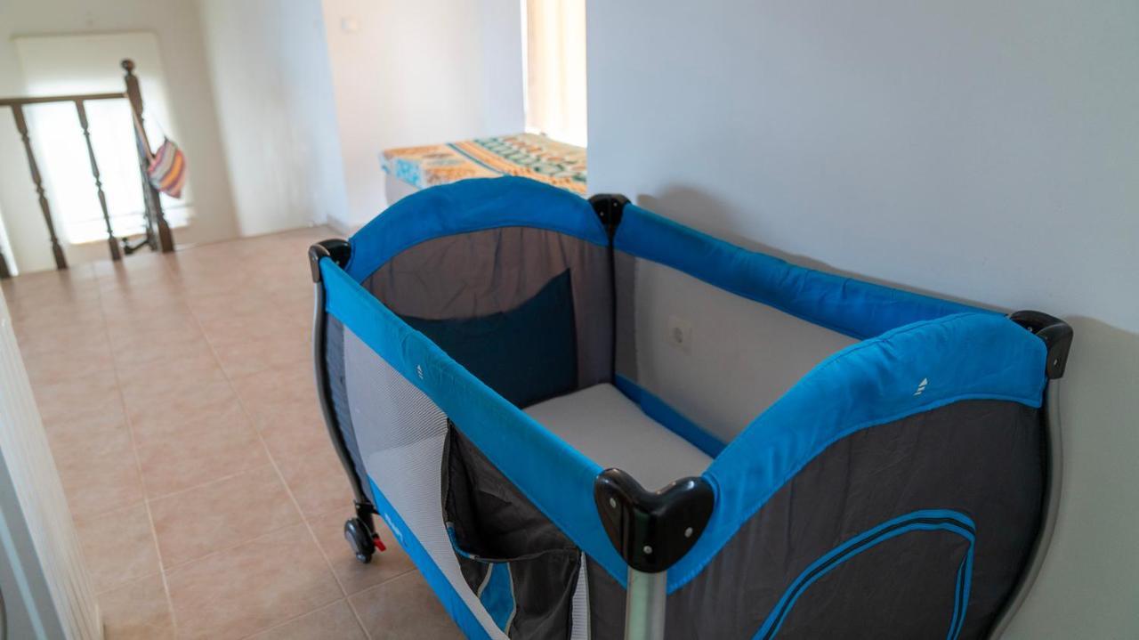 קמר Spacious Villa With Sea And Mountain View מראה חיצוני תמונה