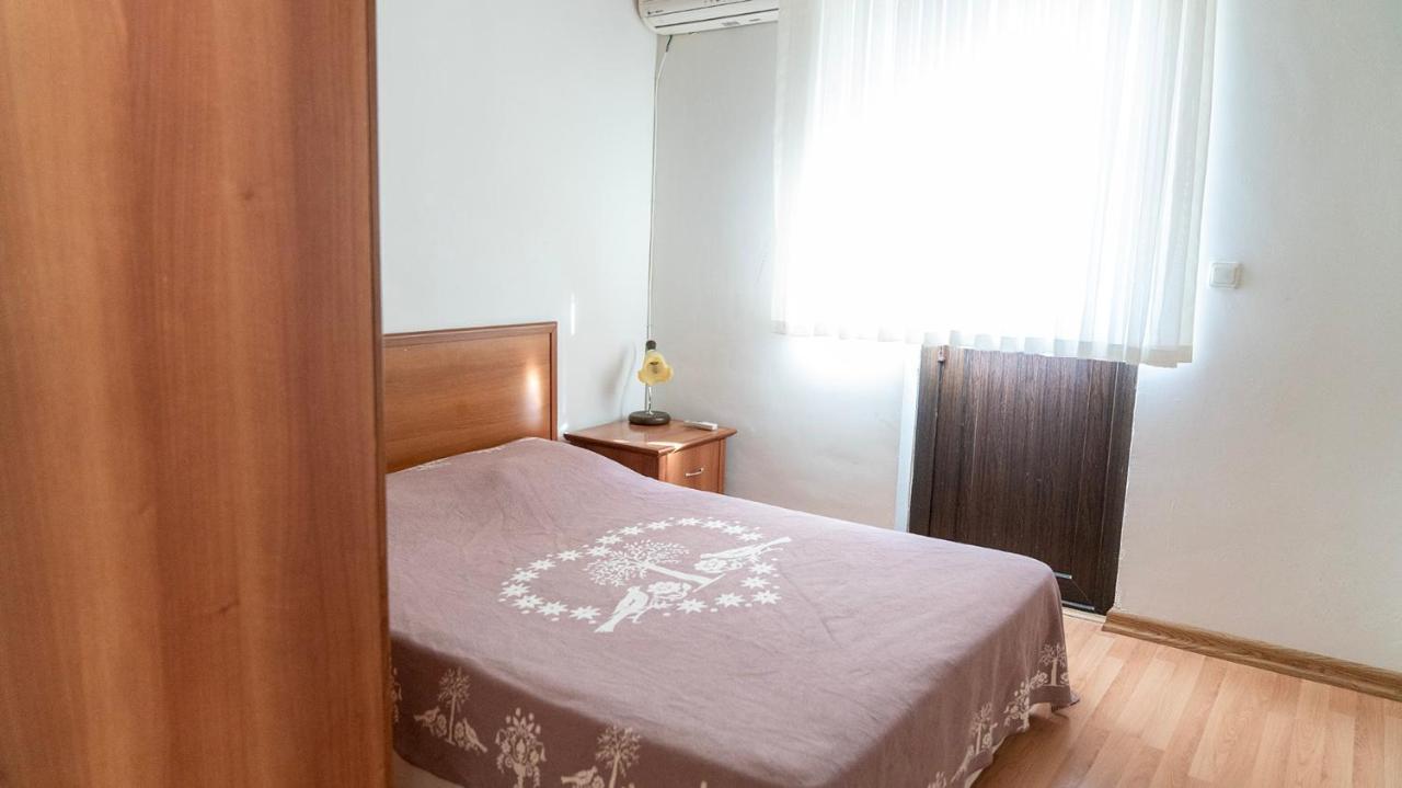 קמר Spacious Villa With Sea And Mountain View מראה חיצוני תמונה